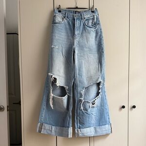 BDG Light Blue Distressed Skater Jeans